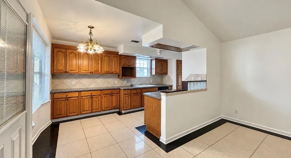10911 Sageleaf Lane Houston, TX 77089