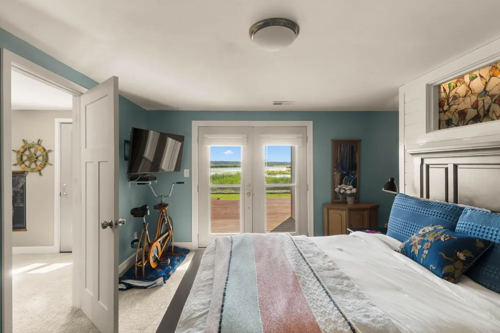 555 Gidley Circle #F Grand Haven, MI 49417