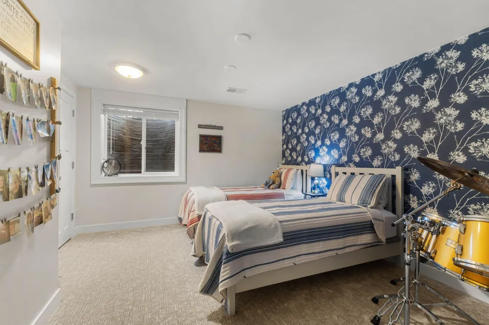 555 Gidley Circle #F Grand Haven, MI 49417