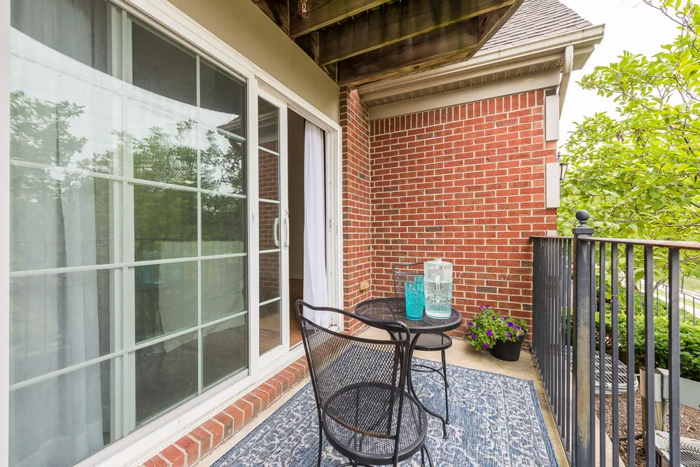 120 W Oakbrook Drive Ann Arbor, MI 48103
