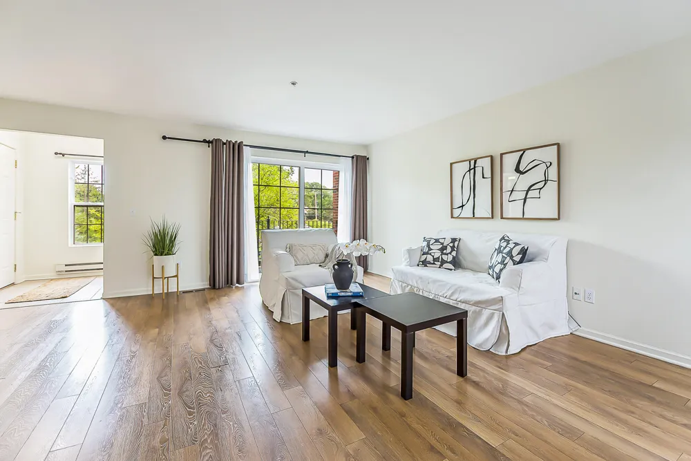 120 W Oakbrook Drive Ann Arbor, MI 48103