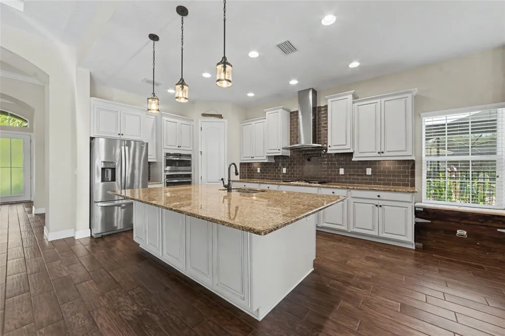 5806 SHELL RIDGE DRIVE Lithia, FL 33547