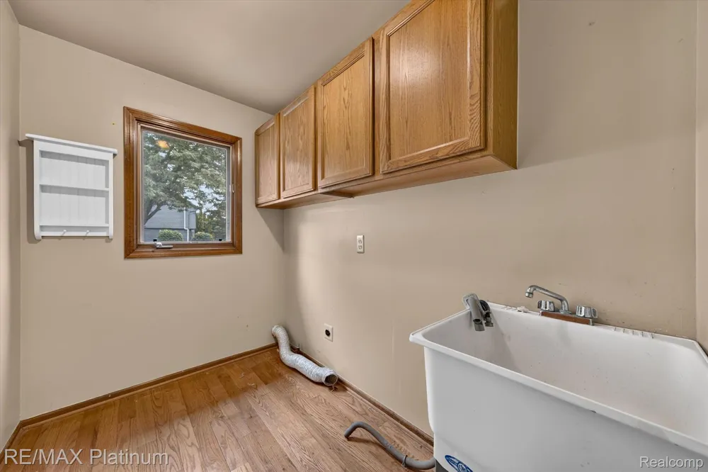7892 Birkenstock Drive Genoa Township, MI 48114