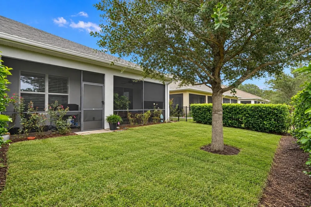 8 HAWK ROOST COURT Ormond Beach, FL 32174