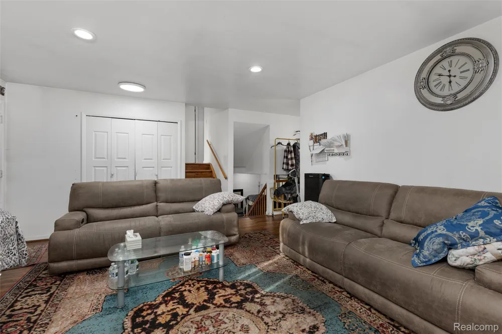 39128 Ironstone Drive Sterling Heights City, MI 48310