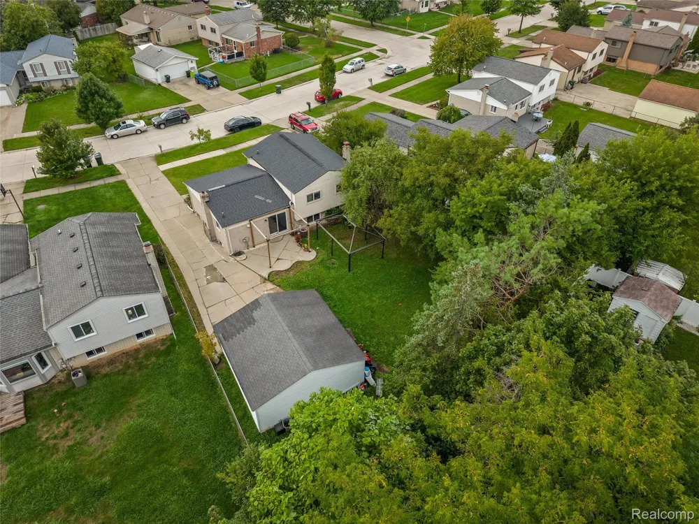 39128 Ironstone Drive Sterling Heights City, MI 48310