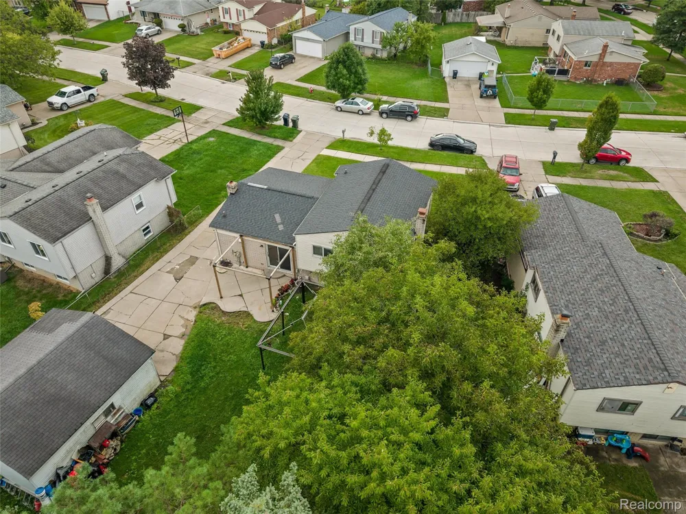 39128 Ironstone Drive Sterling Heights City, MI 48310
