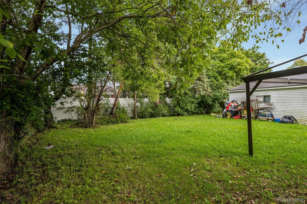 39128 Ironstone Drive Sterling Heights City, MI 48310