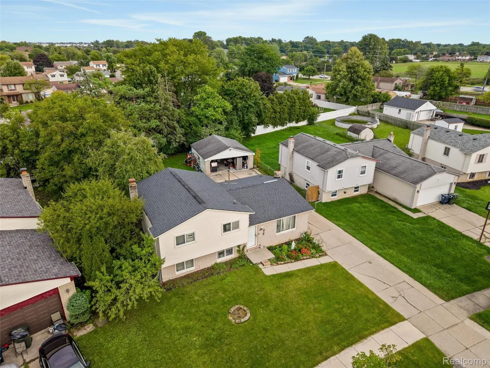 39128 Ironstone Drive Sterling Heights City, MI 48310