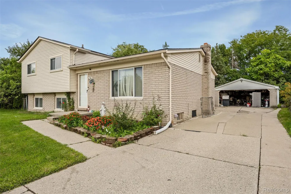 39128 Ironstone Drive Sterling Heights City, MI 48310