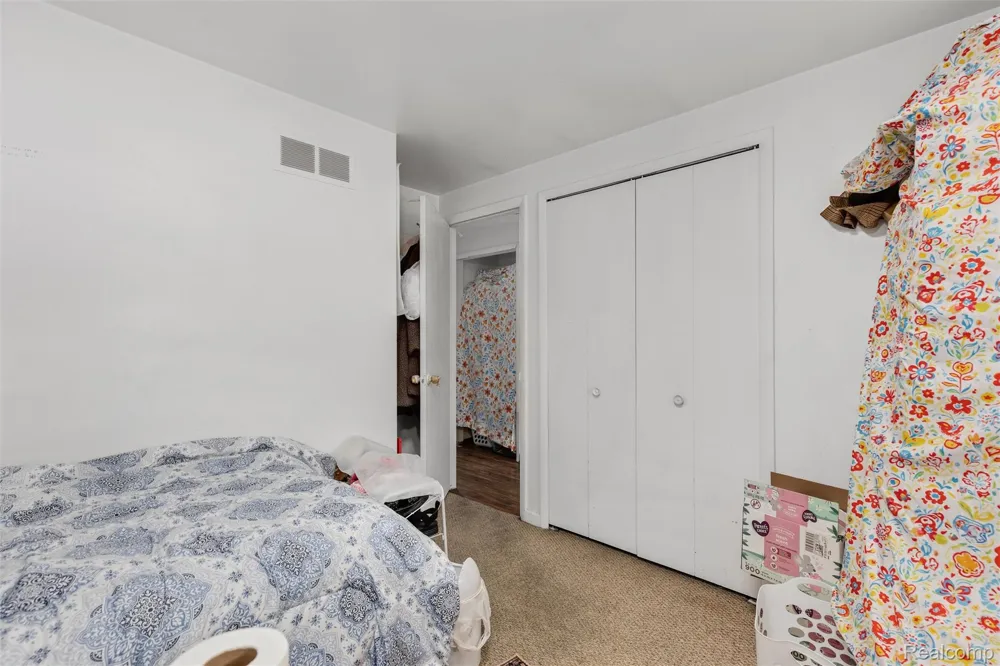 39128 Ironstone Drive Sterling Heights City, MI 48310