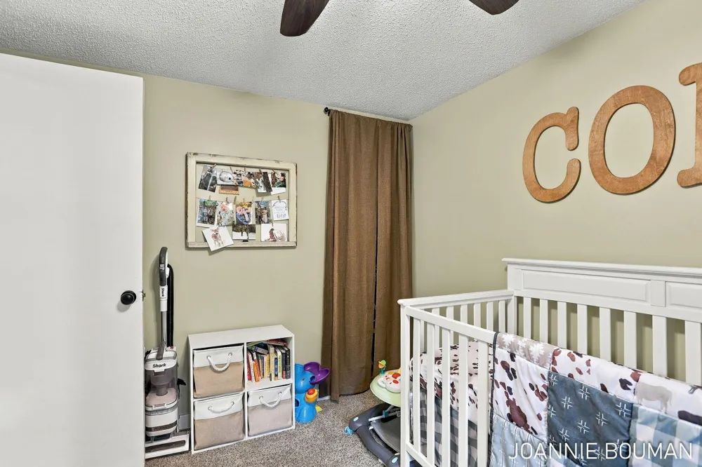 15412 Groesbeck Street Grand Haven Charter Township, MI 49417