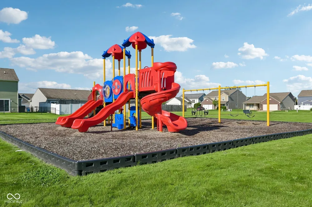 2065 Oak Terrace Court Shelbyville, IN 46176