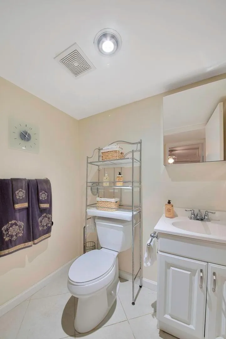 308 BRITTANY G Delray Beach, FL 33446