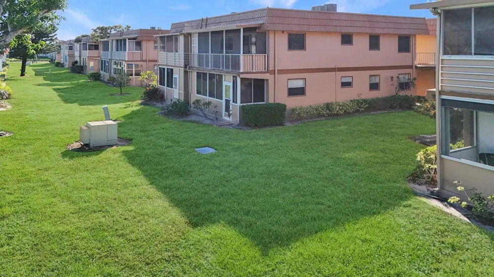 308 BRITTANY G Delray Beach, FL 33446