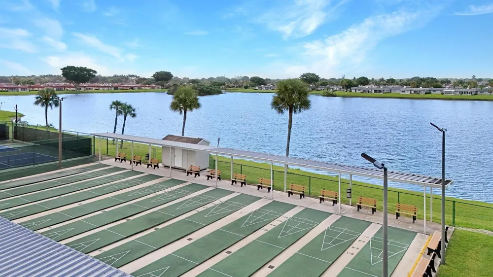308 BRITTANY G Delray Beach, FL 33446