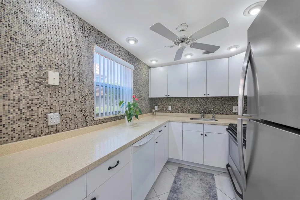308 BRITTANY G Delray Beach, FL 33446