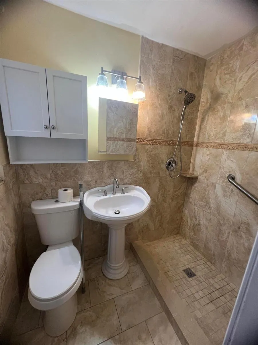 4052 Collin Drive West Palm Beach, FL 33406
