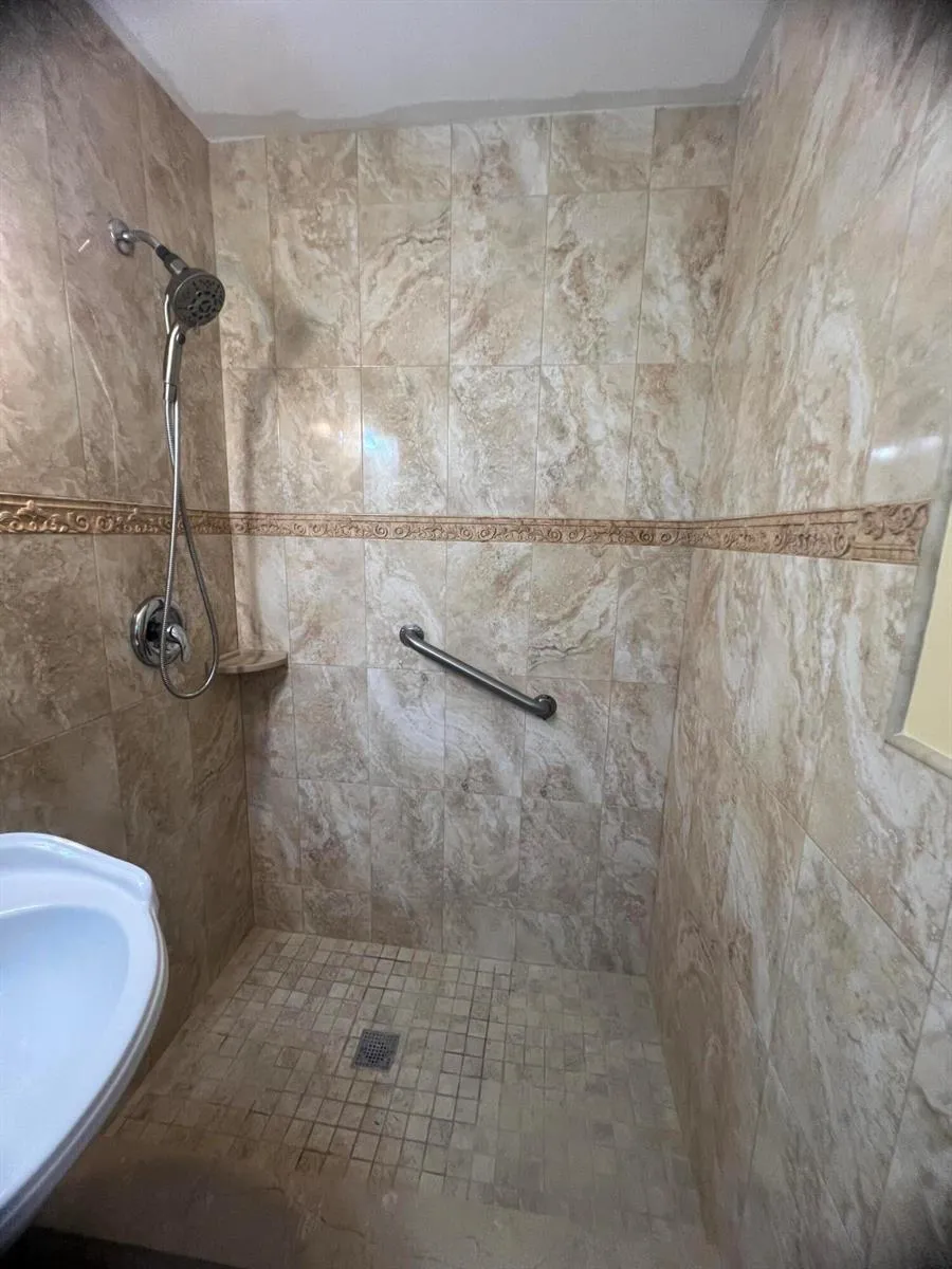 4052 Collin Drive West Palm Beach, FL 33406