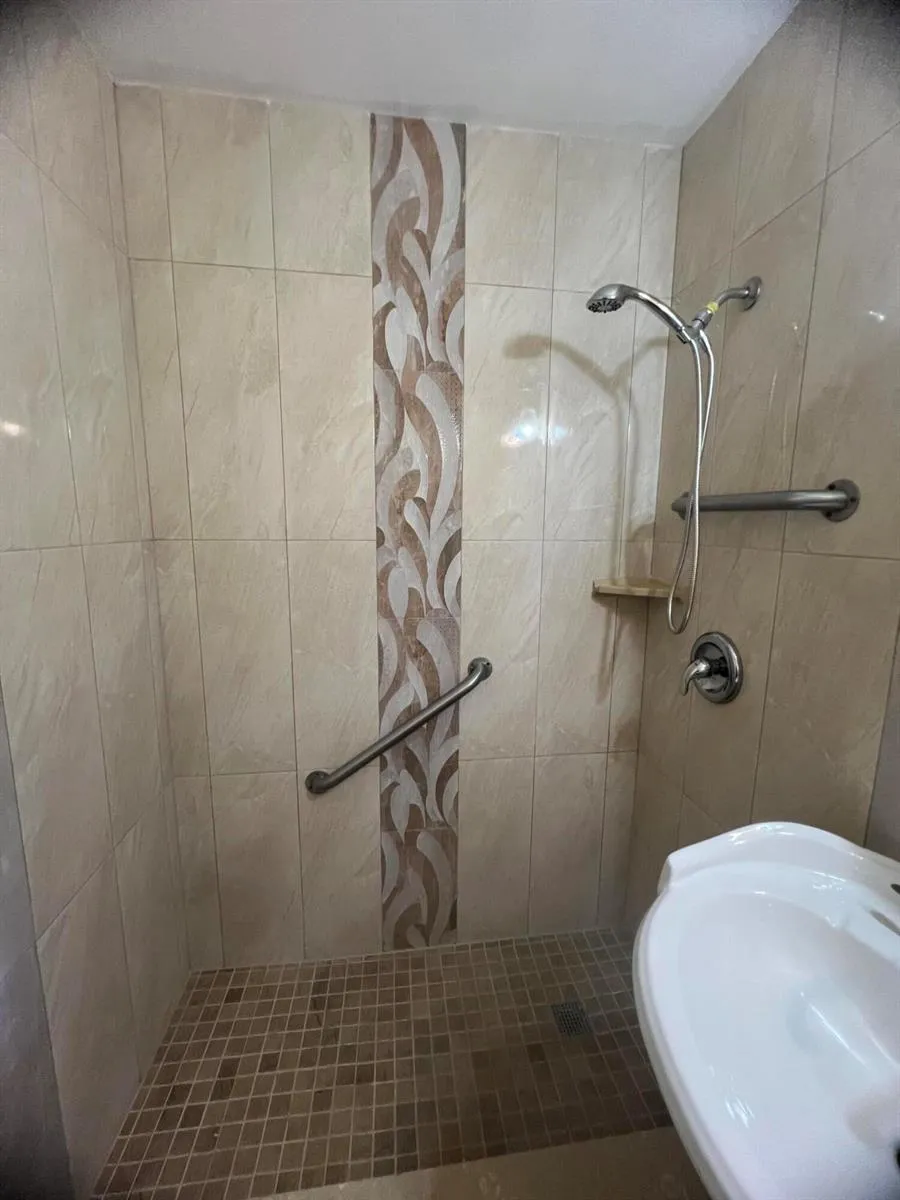4052 Collin Drive West Palm Beach, FL 33406