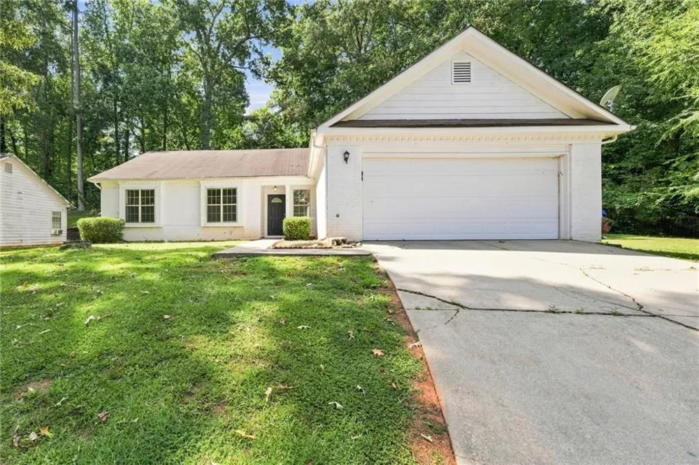 3061 Herscu Way Lithonia, GA 30038