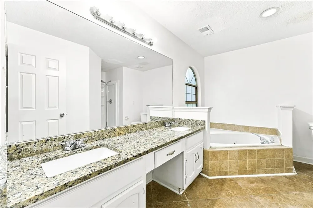 3061 Herscu Way Lithonia, GA 30038