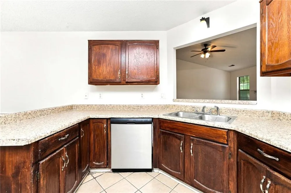 3061 Herscu Way Lithonia, GA 30038