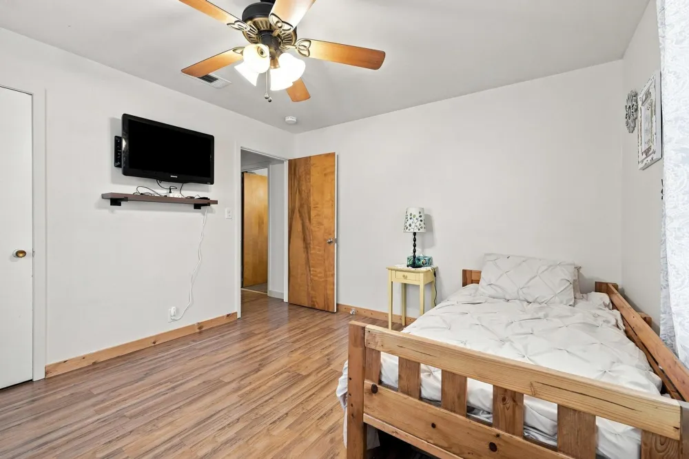 3303 Gage Road Sherman, TX 75092