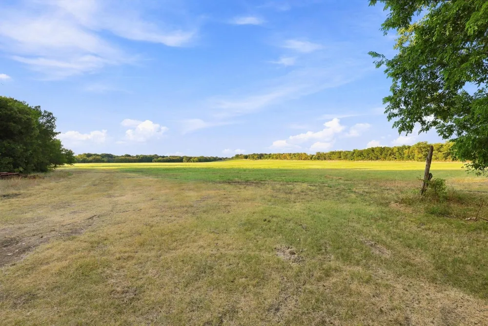 3303 Gage Road Sherman, TX 75092