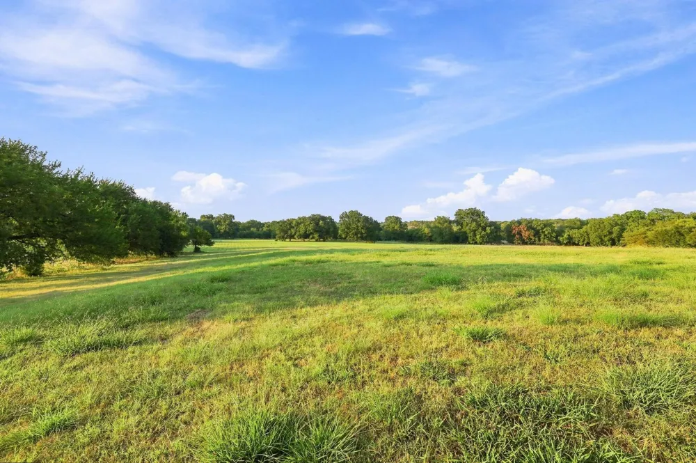 3303 Gage Road Sherman, TX 75092
