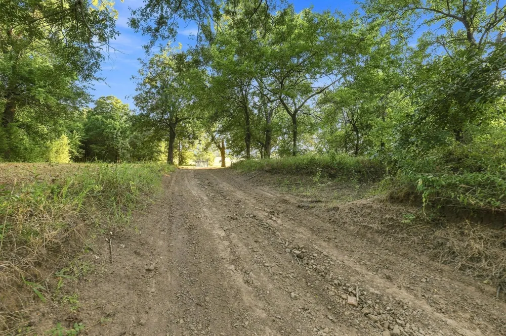 3303 Gage Road Sherman, TX 75092
