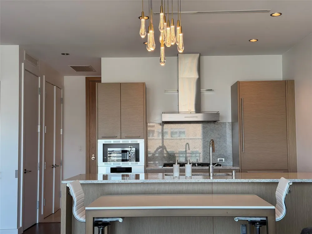 2900 Mckinnon Street #2507 Dallas, TX 75201