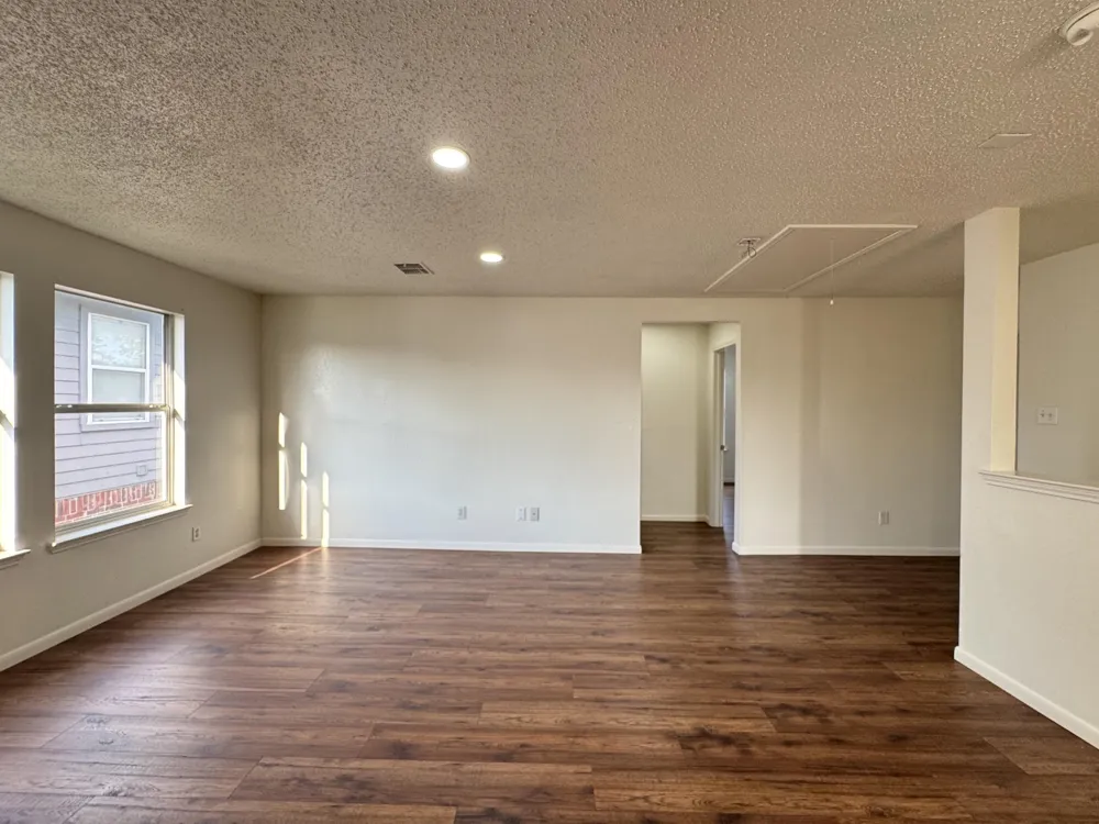 7305 Marsland Lane Arlington, TX 76001