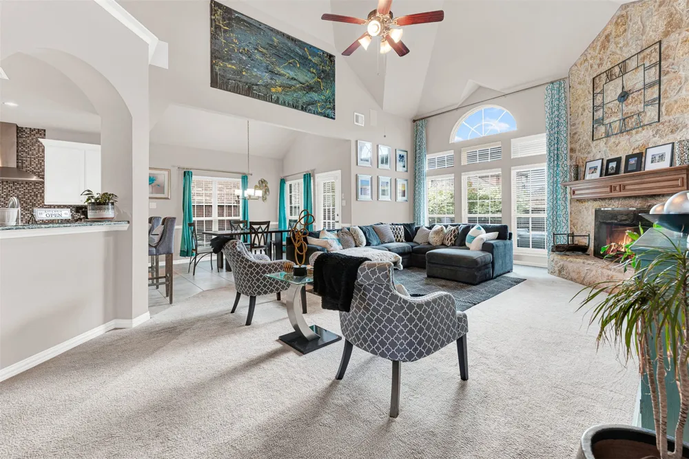 128 Chestnut Lane Red Oak, TX 75154