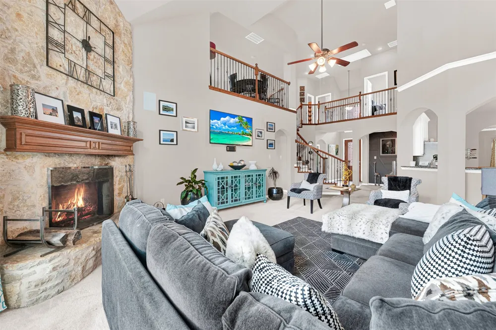 128 Chestnut Lane Red Oak, TX 75154