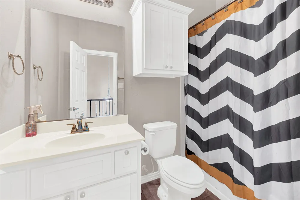 128 Chestnut Lane Red Oak, TX 75154