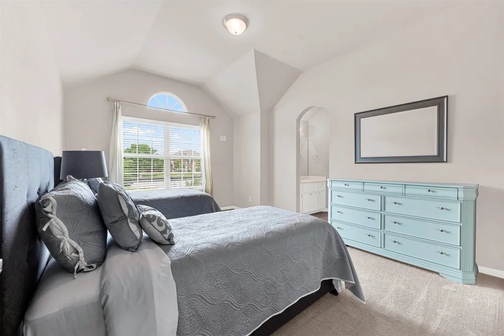 128 Chestnut Lane Red Oak, TX 75154