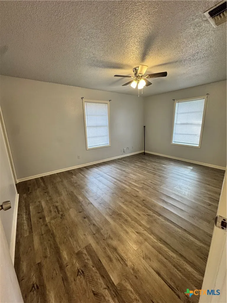 102 Milann Street #B Victoria, TX 77901