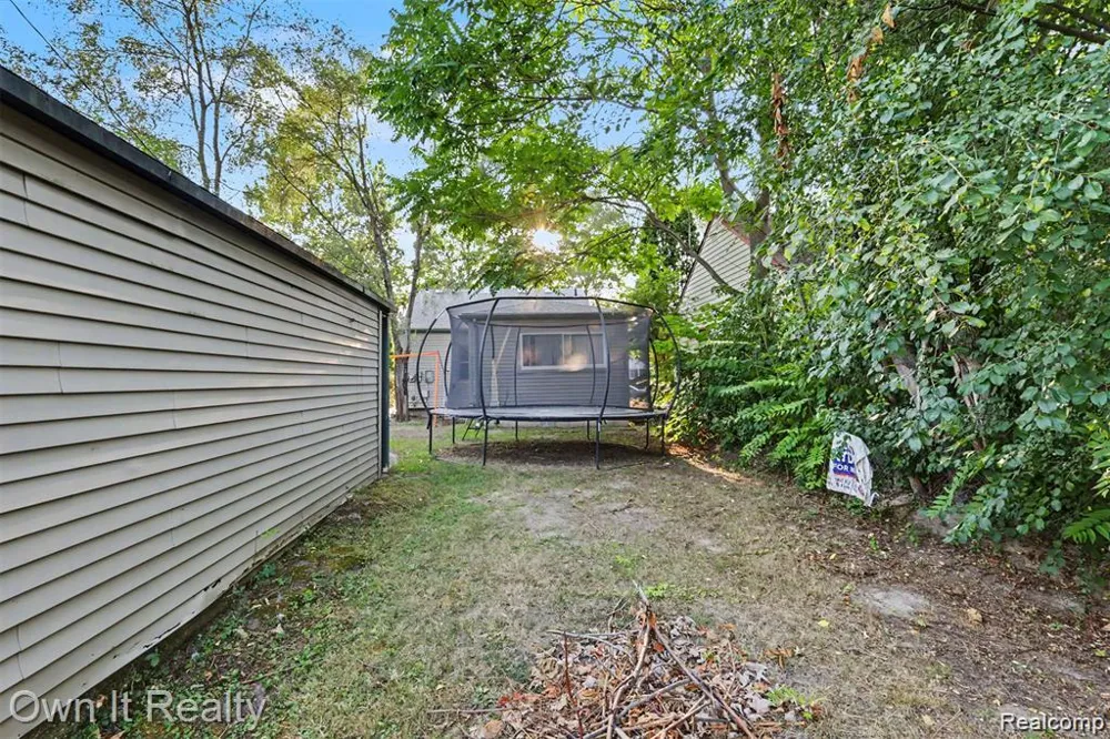 7634 Hazelton Street Detroit City, MI 48127