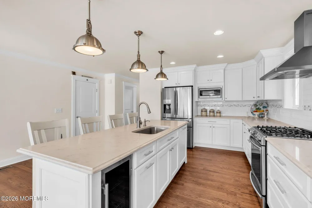 8 Meadow Avenue Manasquan, NJ 08736