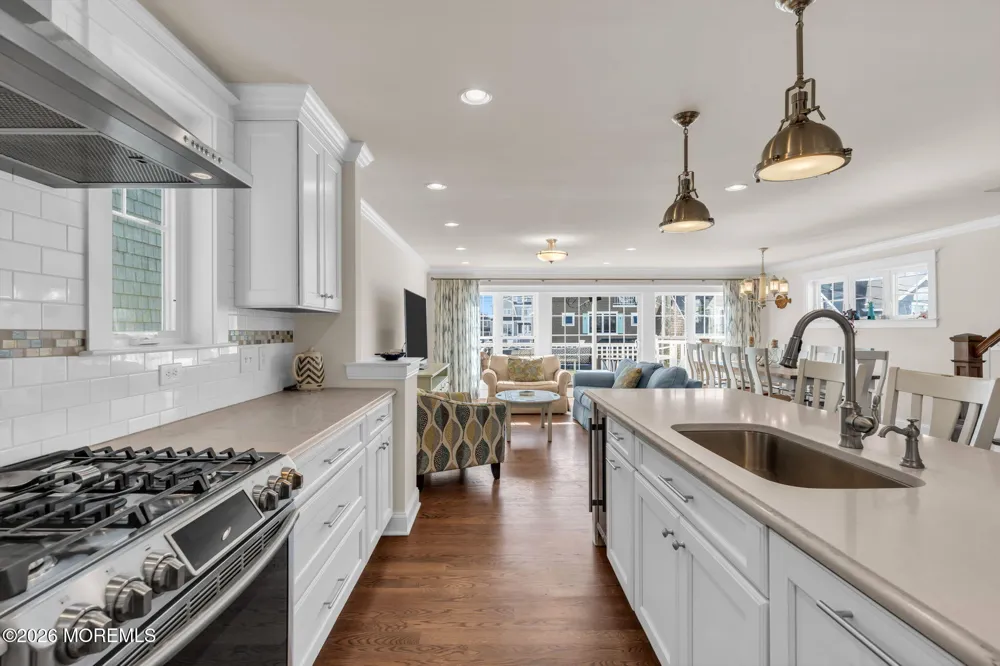 8 Meadow Avenue Manasquan, NJ 08736