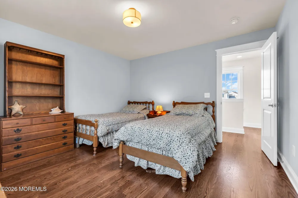 8 Meadow Avenue Manasquan, NJ 08736