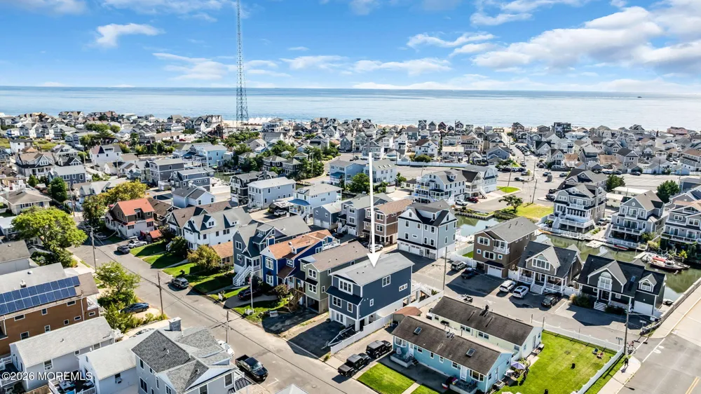 8 Meadow Avenue Manasquan, NJ 08736
