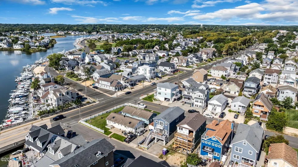 8 Meadow Avenue Manasquan, NJ 08736