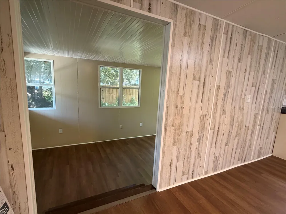 1583 CR 435 Lake Panasoffkee, FL 33538