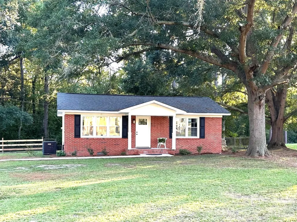 139 Robinhood Road Hartsville, SC 29550