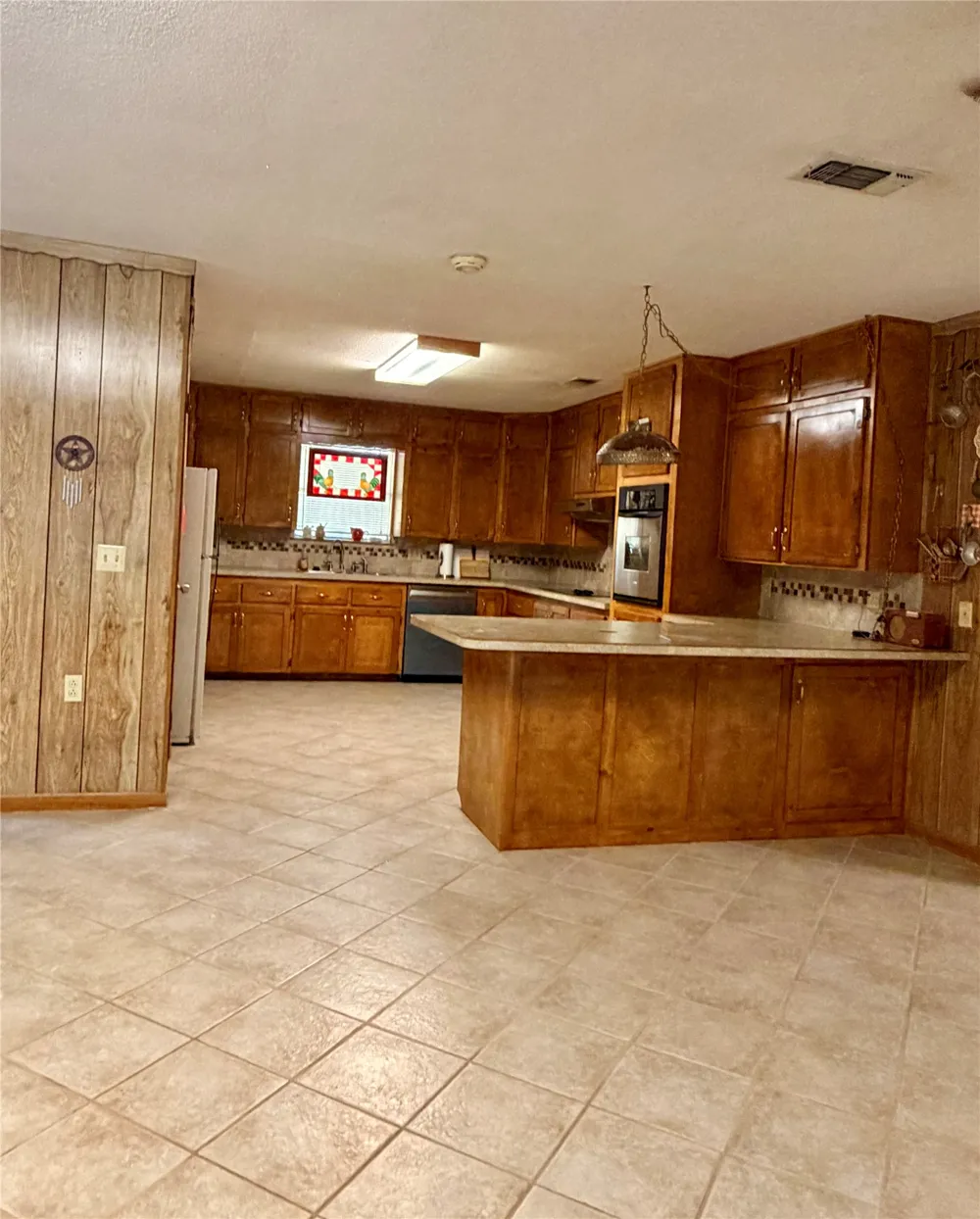 200 S Speed Street Gustine, TX 76455