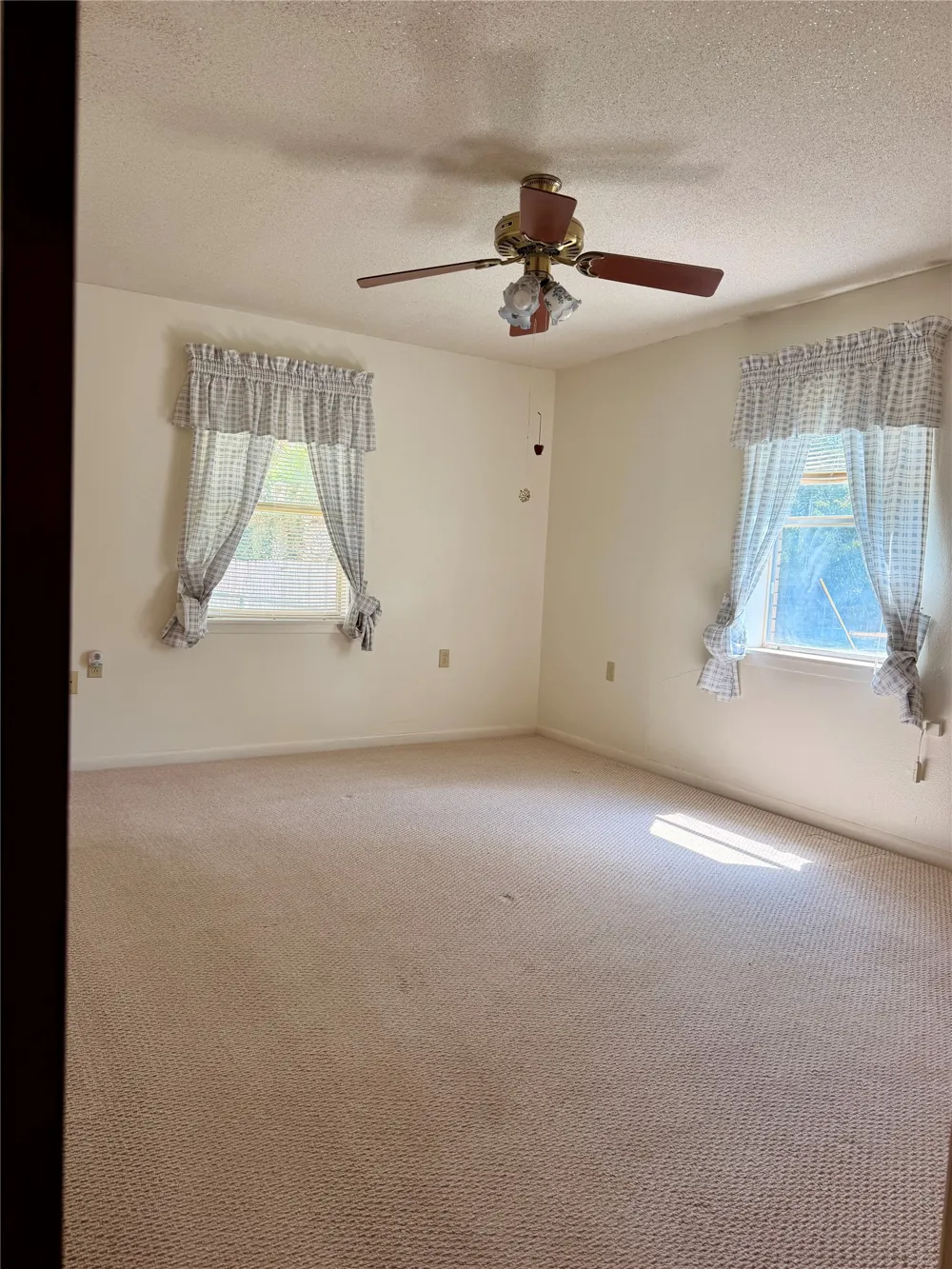 200 S Speed Street Gustine, TX 76455