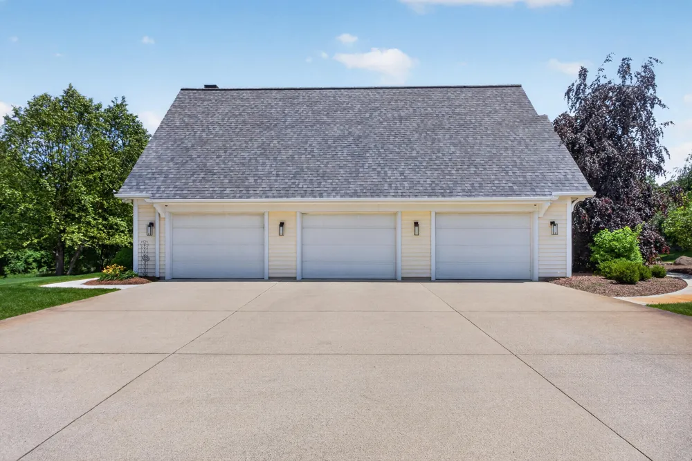 6190 Browns Lake Road Summit Township, MI 49203