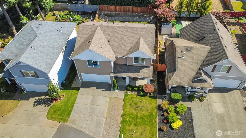 29704 217th Place SE Kent, WA 98042